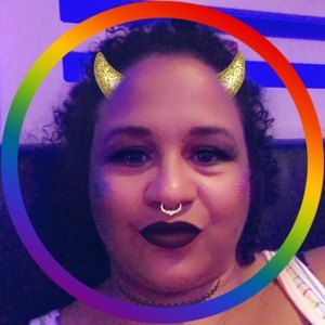 Meet your Posher, Janet